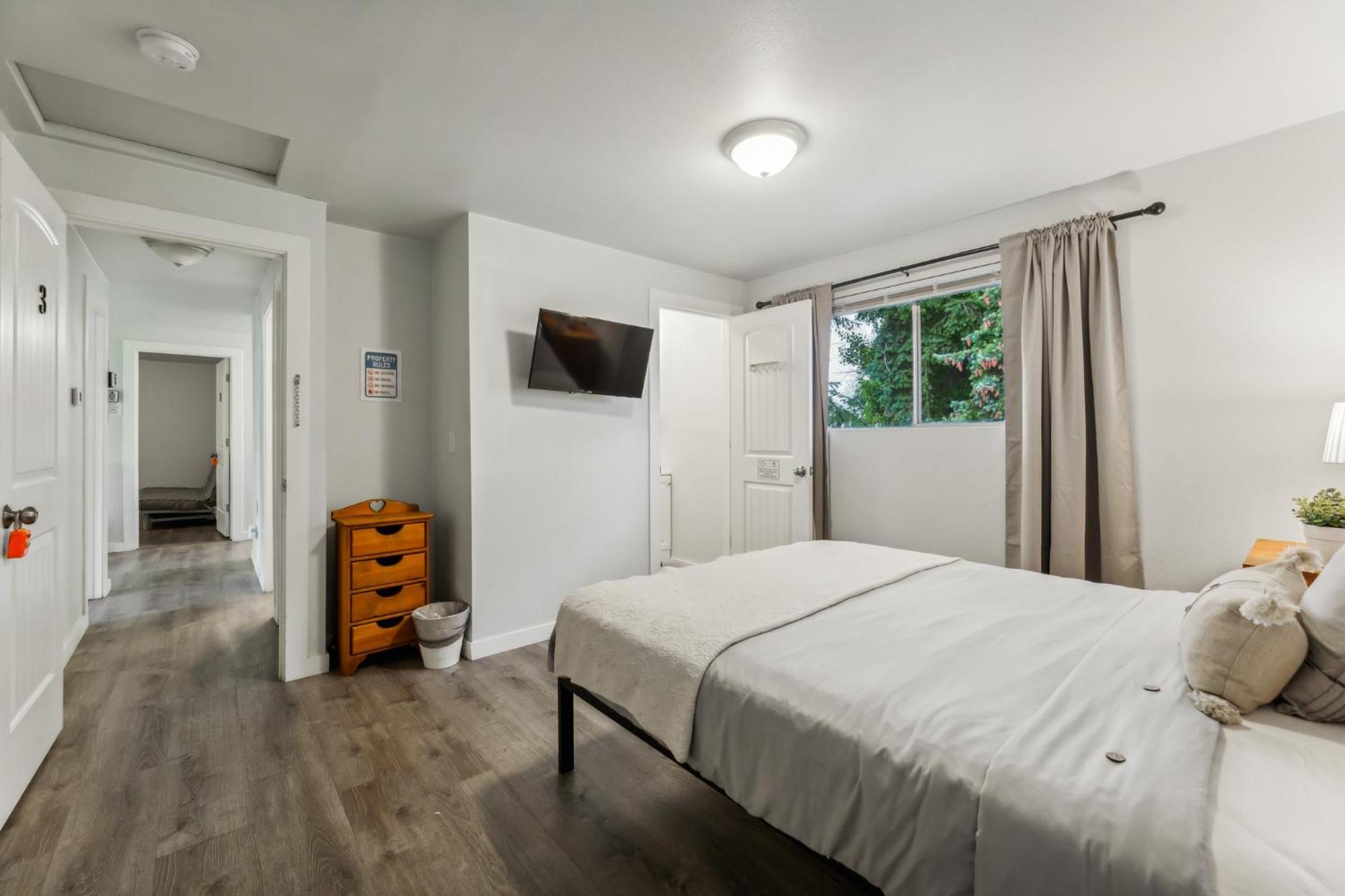 Rainier Guesthouse - Walk To Metro Seattle Bagian luar foto