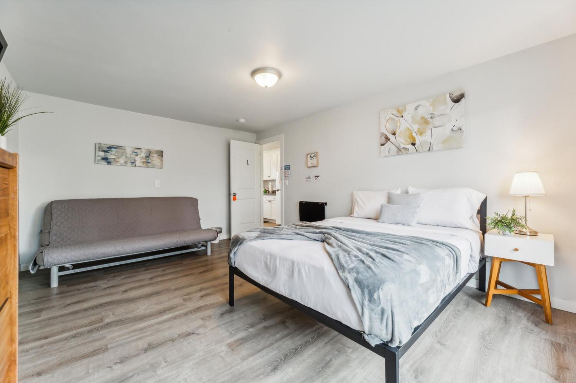 Rainier Guesthouse - Walk To Metro Seattle Bagian luar foto